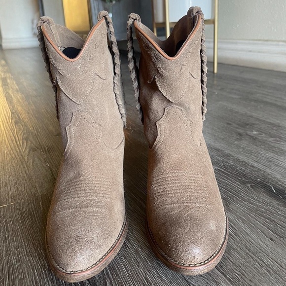 Ariat Women's Shortie Western Boots NEW - Picture 4 of 8